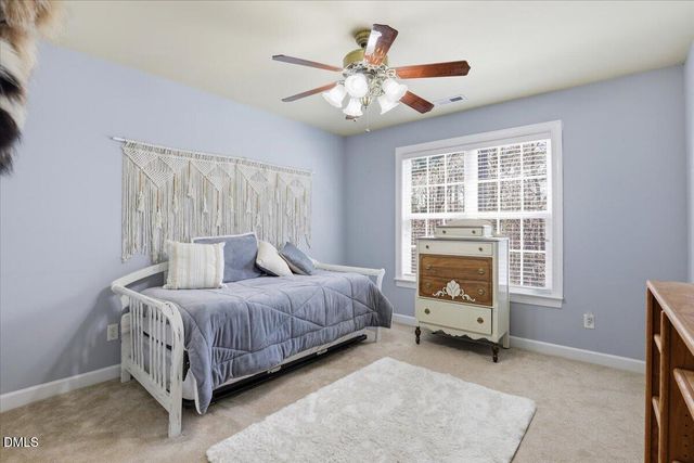 52 Hawks Nest Circle, Smithfield, NC 27577