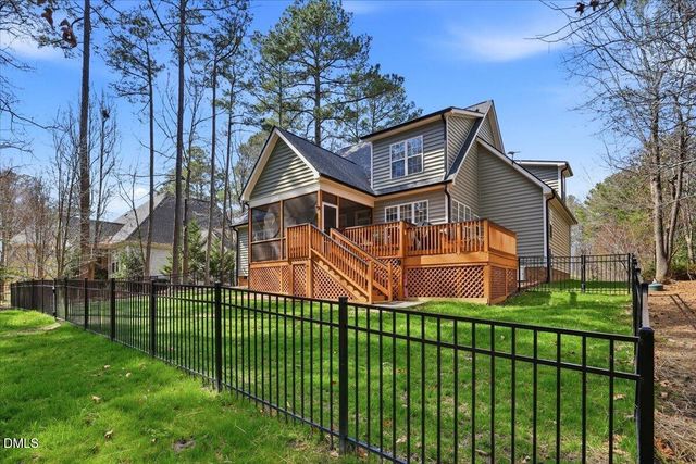 52 Hawks Nest Circle, Smithfield, NC 27577