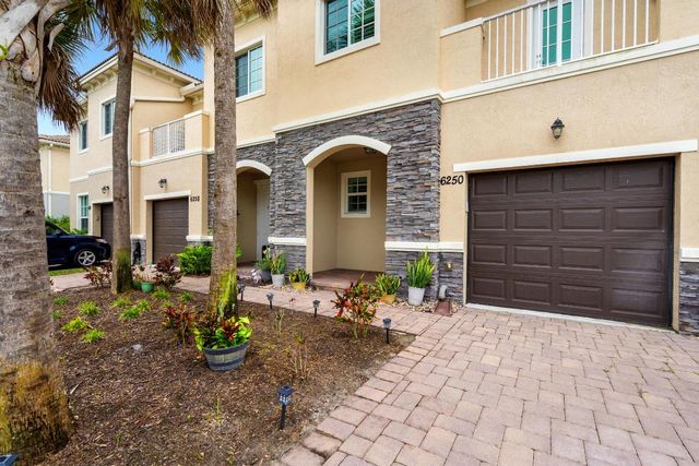 6250 SE Fauna Ter Terrace, Hobe Sound, FL 33455