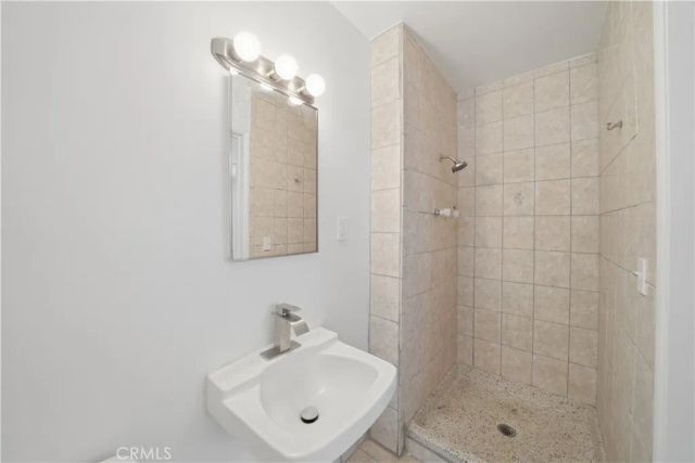 14732 Whittram, Fontana, CA 92335