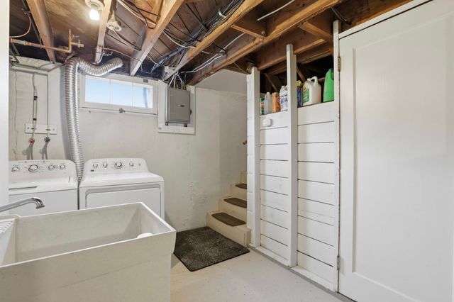 1107 E EMPIRE Ave, Spokane, WA 99207