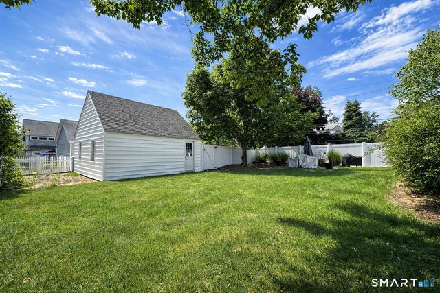 10 Ludlow Manor, Norwalk, CT 06855