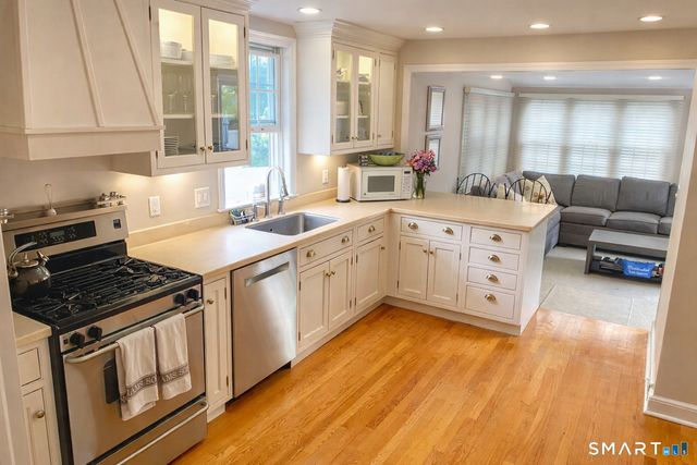 10 Ludlow Manor, Norwalk, CT 06855