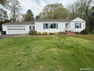 397 Butternut Court, Orange, CT 06477