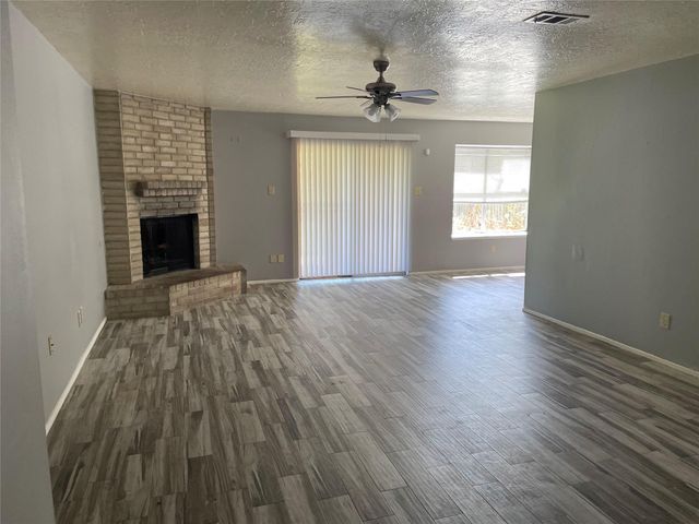 16619 La Gloria Drive, Houston, TX 77083