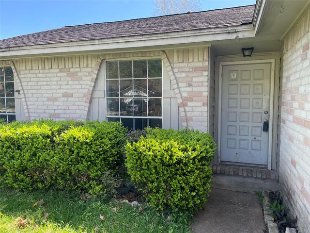 16619 La Gloria Drive, Houston, TX 77083