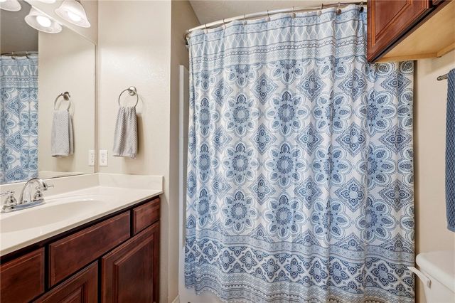 1000 Spring Loop 2003, College Station, TX 77840