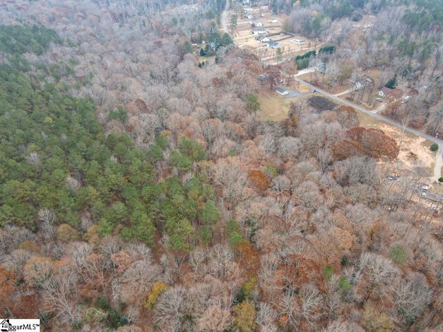 624 Pearson Town Road, Moore, SC 29369