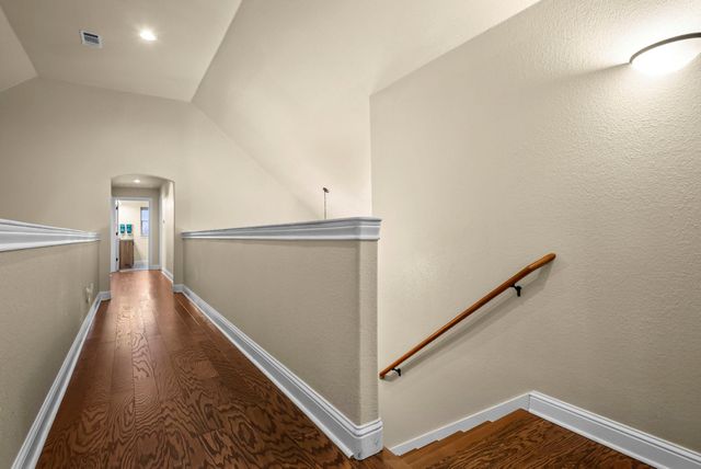 120 Oak Meadow TRL, Spicewood, TX 78669