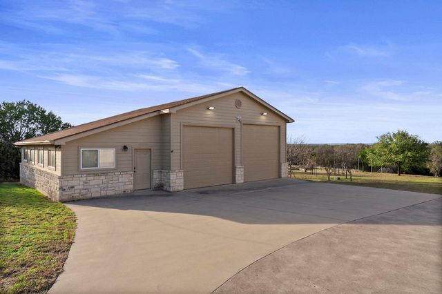 120 Oak Meadow TRL, Spicewood, TX 78669