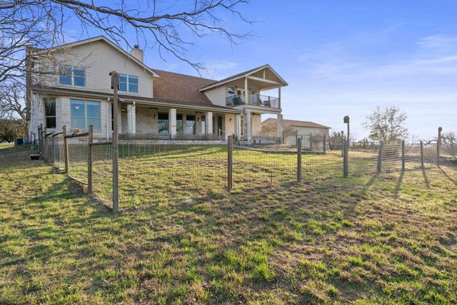 120 Oak Meadow TRL, Spicewood, TX 78669