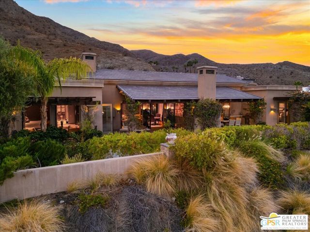 2 Nebulae Way, Rancho Mirage, CA 92270