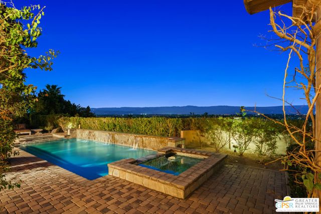 2 Nebulae Way, Rancho Mirage, CA 92270