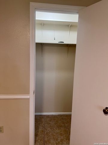 2847 BURNING ROCK ST, San Antonio, TX 78247