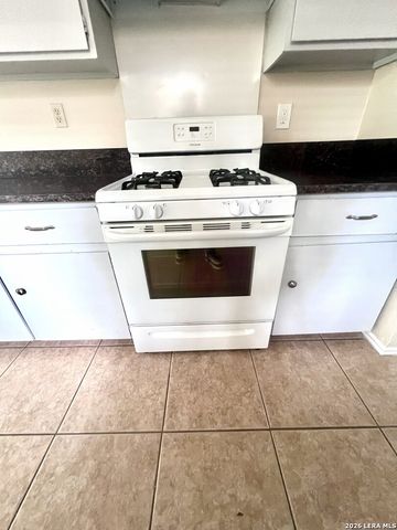 2847 BURNING ROCK ST, San Antonio, TX 78247
