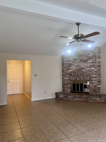 2847 BURNING ROCK ST, San Antonio, TX 78247