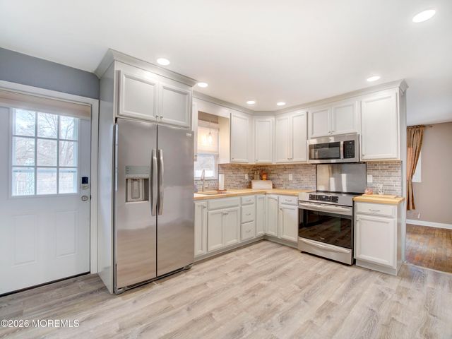 1210 Englishtown Road, Old Bridge, NJ 08857