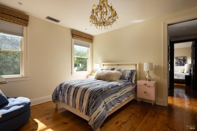 905 Charter Oak Ave, St. Helena, CA 94574