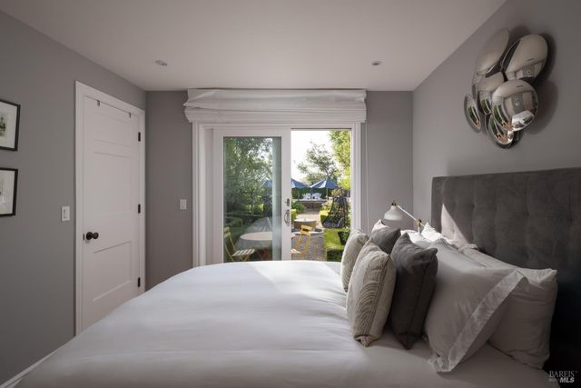 905 Charter Oak Ave, St. Helena, CA 94574