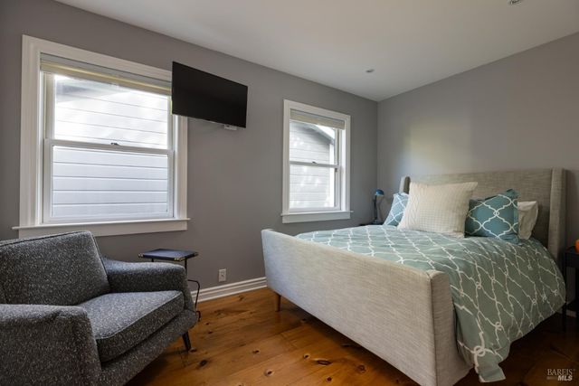 905 Charter Oak Ave, St. Helena, CA 94574