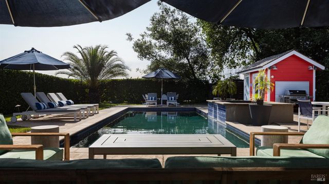 905 Charter Oak Ave, St. Helena, CA 94574