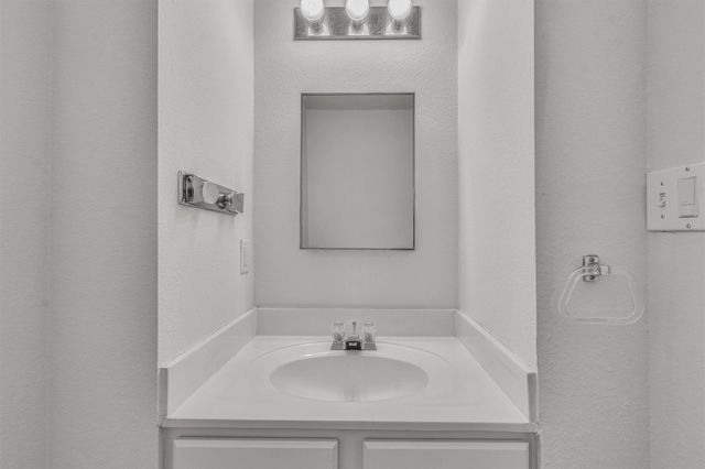 8007 Bramble Bush DR, Austin, TX 78747