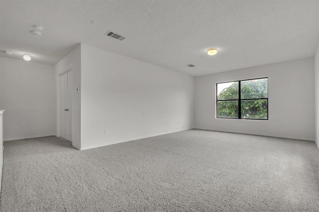 8007 Bramble Bush DR, Austin, TX 78747