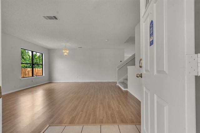 8007 Bramble Bush DR, Austin, TX 78747