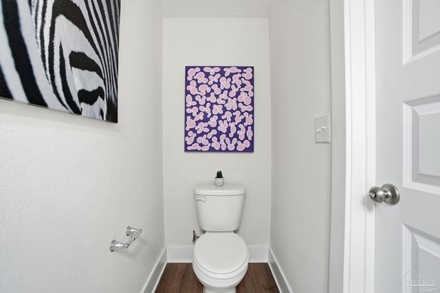 1558 Iroquois Ct, Pensacola, FL 32534