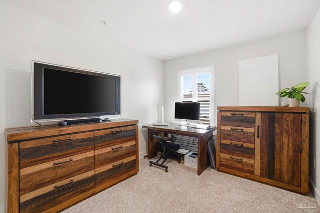 1558 Iroquois Ct, Pensacola, FL 32534