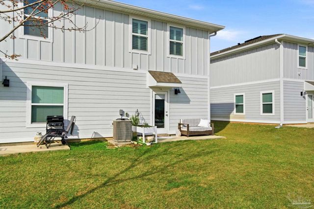 1558 Iroquois Ct, Pensacola, FL 32534