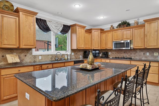 62734 Morningside Drive, Washington Twp, MI 48094