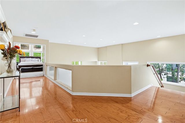 23194 Park Blanco, Calabasas, CA 91302