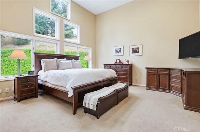 23194 Park Blanco, Calabasas, CA 91302