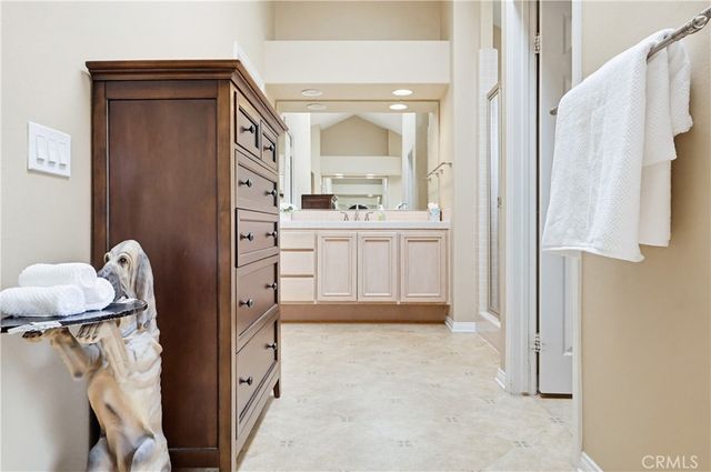 23194 Park Blanco, Calabasas, CA 91302