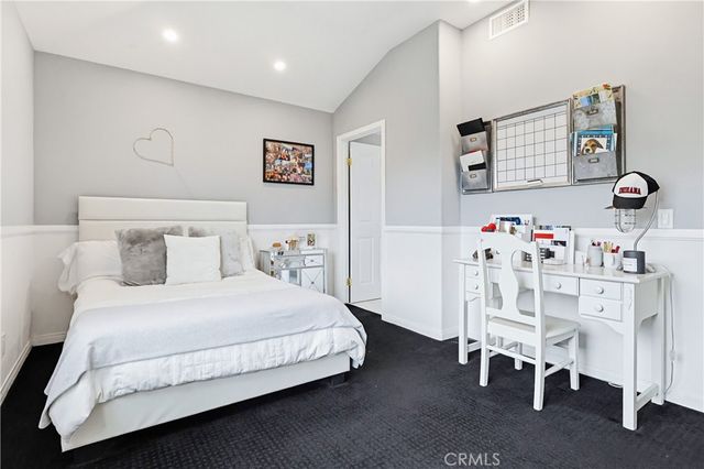 23194 Park Blanco, Calabasas, CA 91302