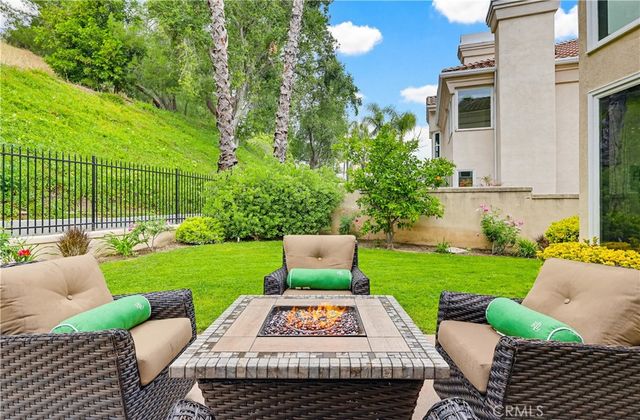 23194 Park Blanco, Calabasas, CA 91302