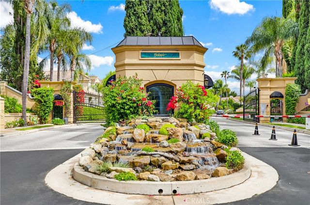 23194 Park Blanco, Calabasas, CA 91302