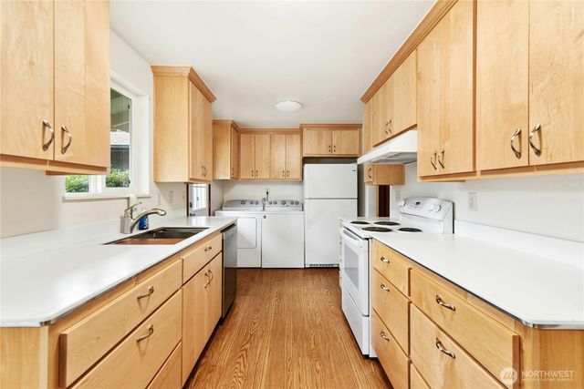 4010 227th Place SW, Mountlake Terrace, WA 98043