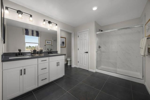 5168 E Florence Avenue, Fresno, CA 93725