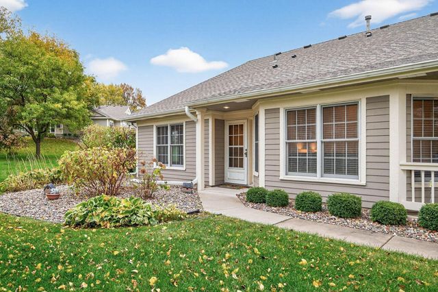 1731 Donegal Drive, Woodbury, MN 55125