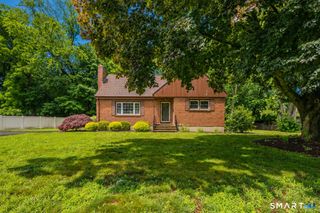 7 Olson Avenue, Cromwell, CT 06416