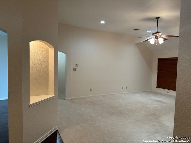 111 FM 3006, Pleasanton, TX 78064