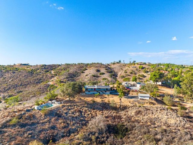 30126 Castlecrest Drive, Valley Center, CA 92082