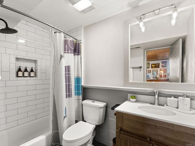 30126 Castlecrest Drive, Valley Center, CA 92082