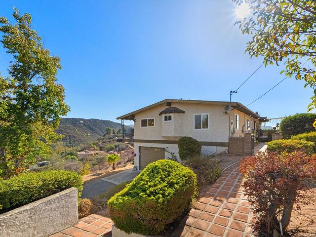30126 Castlecrest Drive, Valley Center, CA 92082