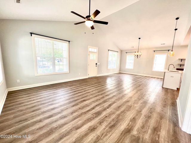 5582 Sycamore Street, Wilmington, NC 28403