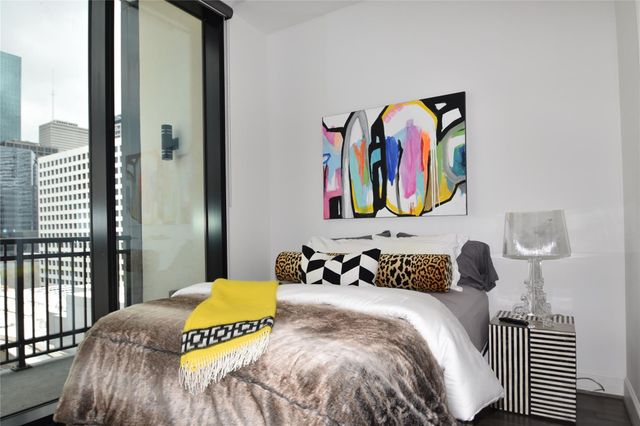 1211 Caroline Street 1106, Houston, TX 77002