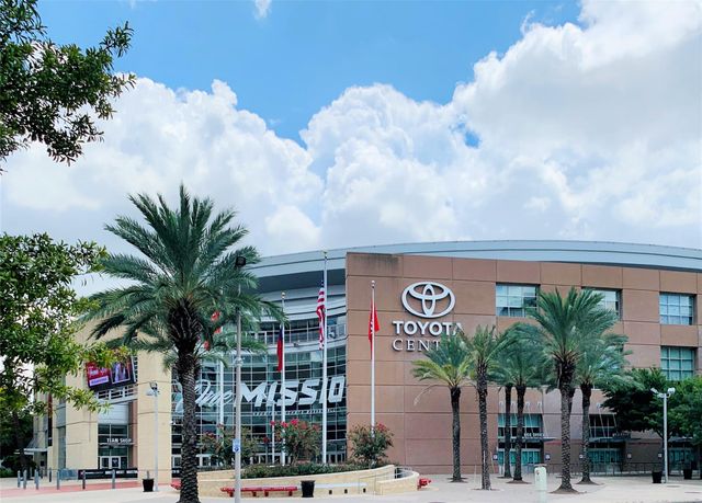 1211 Caroline Street 1106, Houston, TX 77002