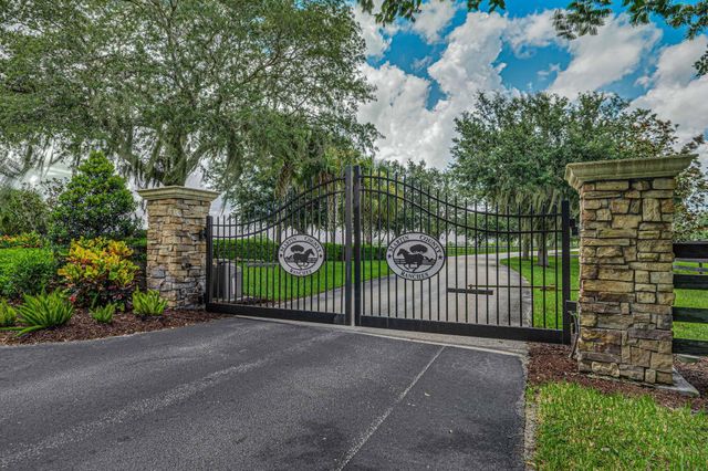 3501 SW Hunter Drive, Okeechobee, FL 34974